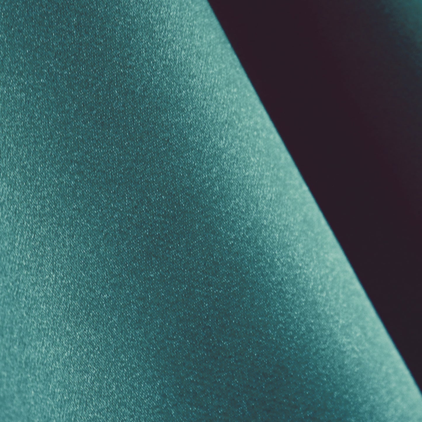 Lightweight Satin-Effect Satin Fabric
