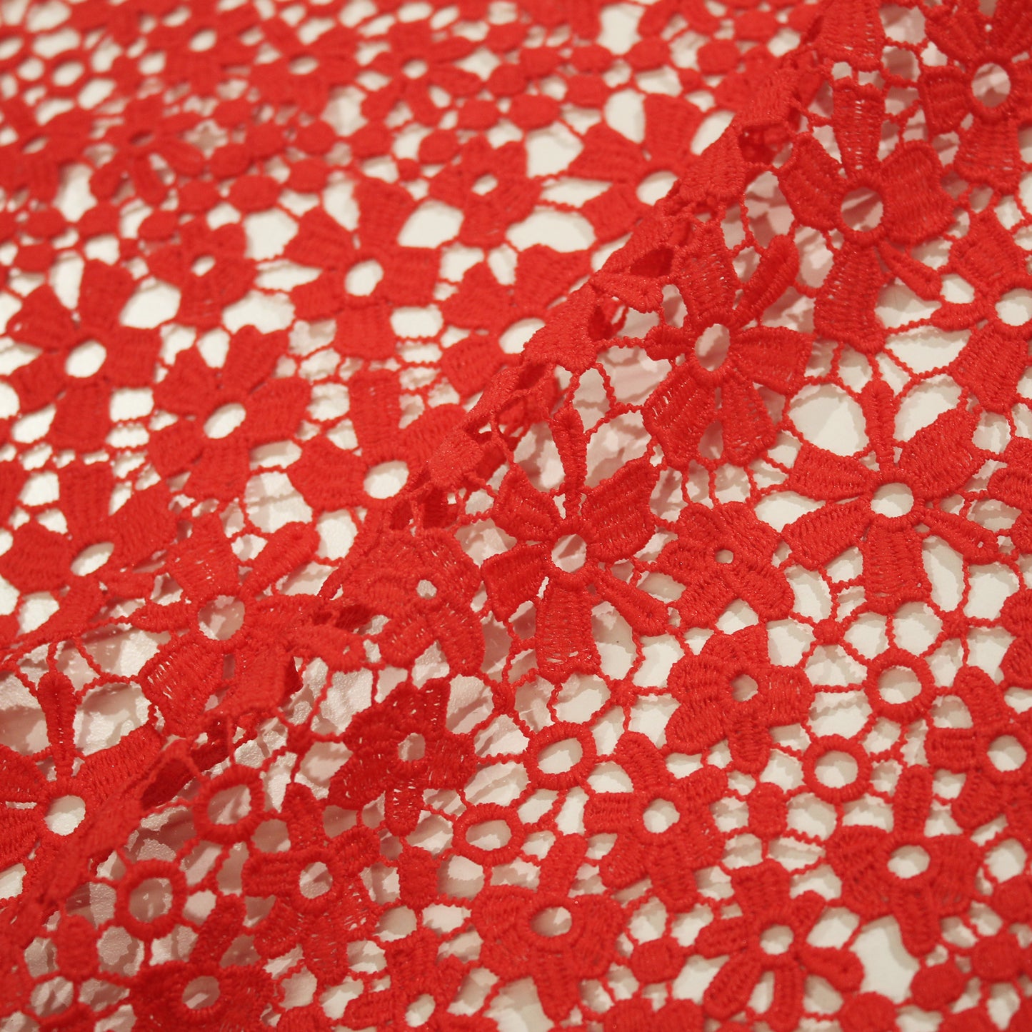 Macramé Lace with Full Field Flowers