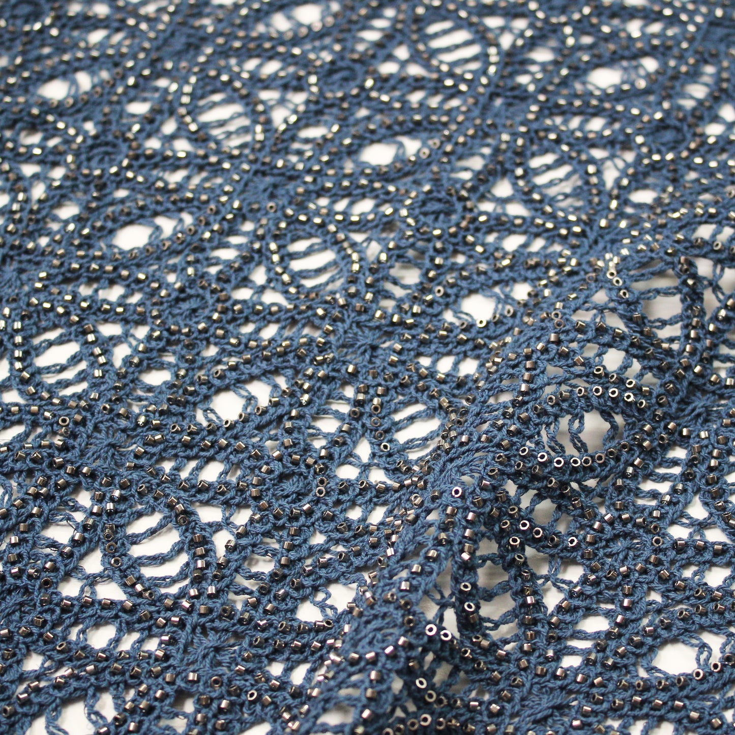 Pizzo Macramè a Motivo Geometrico con Coralli