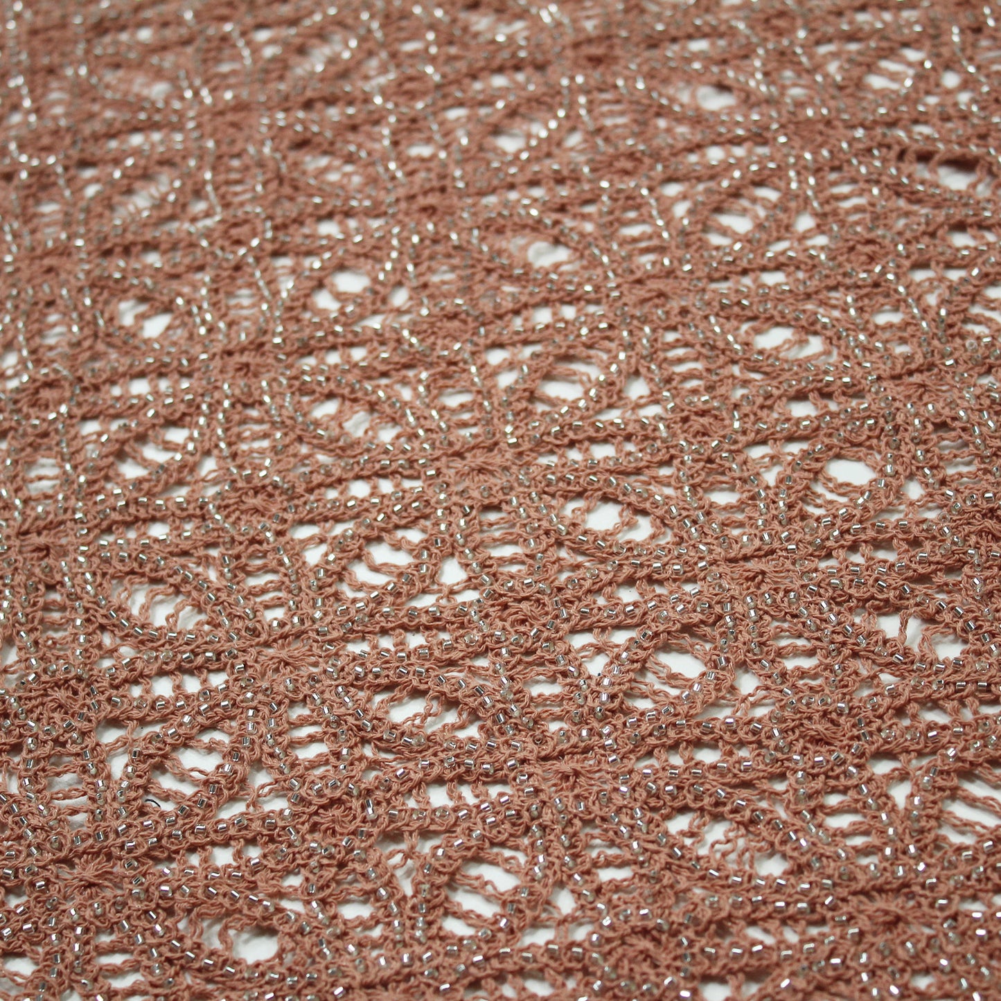 Pizzo Macramè a Motivo Geometrico con Coralli