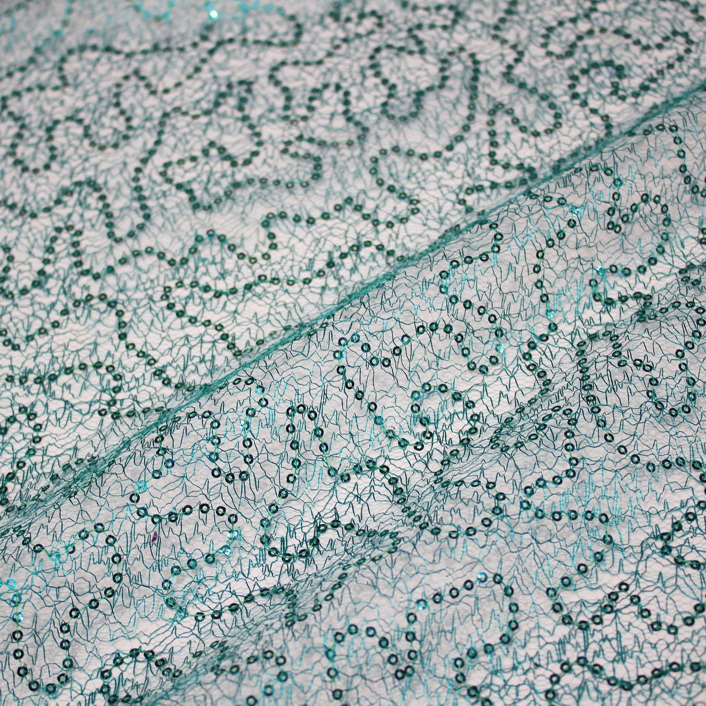 Rete Ricamata con Paillettes