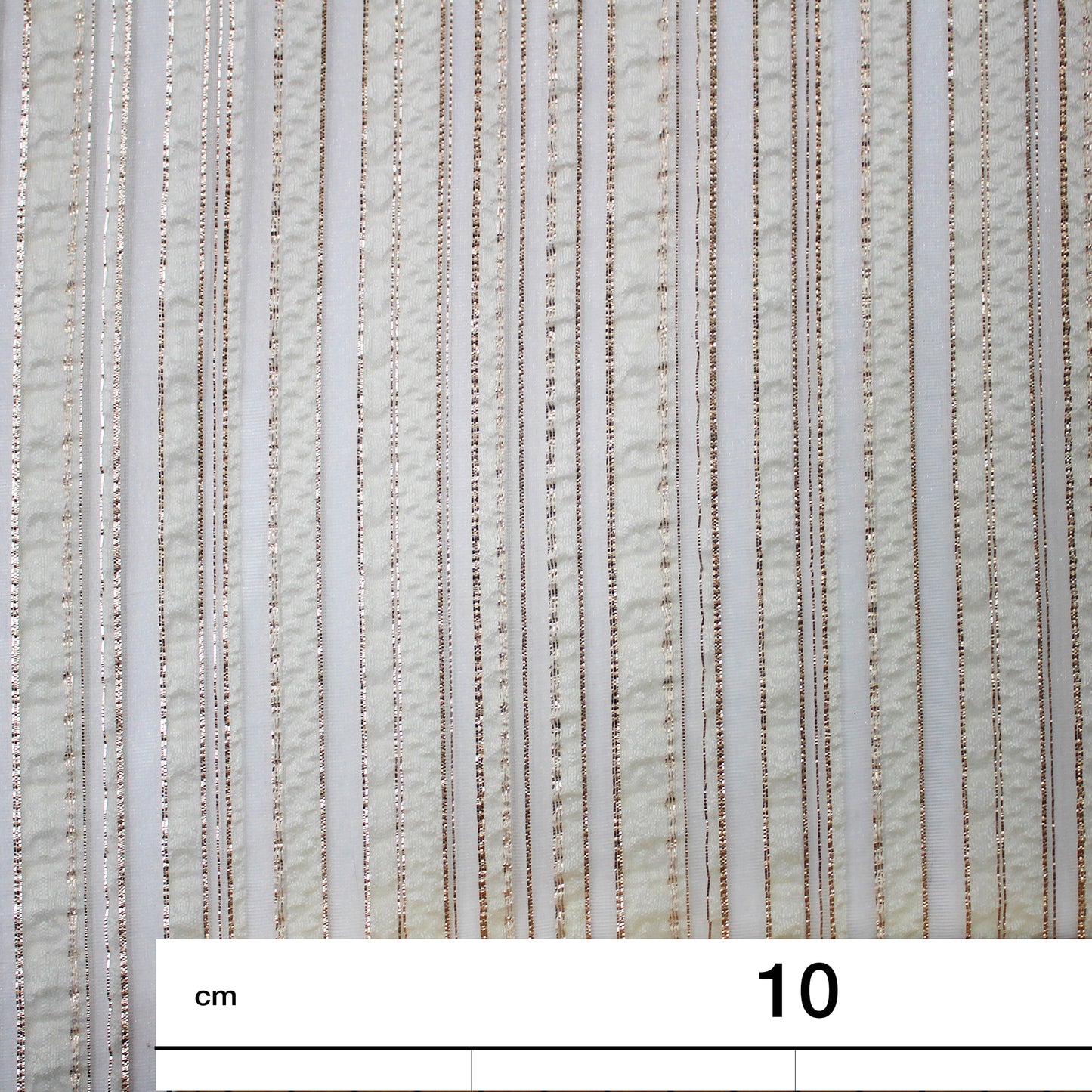 Tessuto Broccato con base in Organza e Motivo a Fasce e Linee Regolari