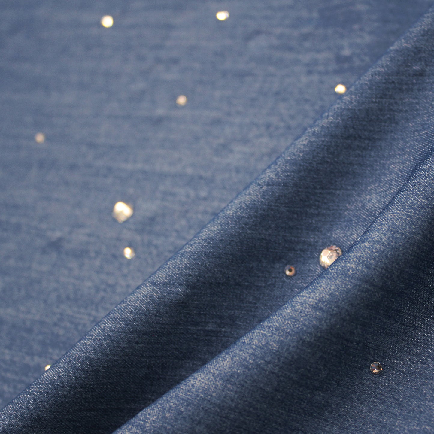 Tessuto Chambray Ricamato con Strass