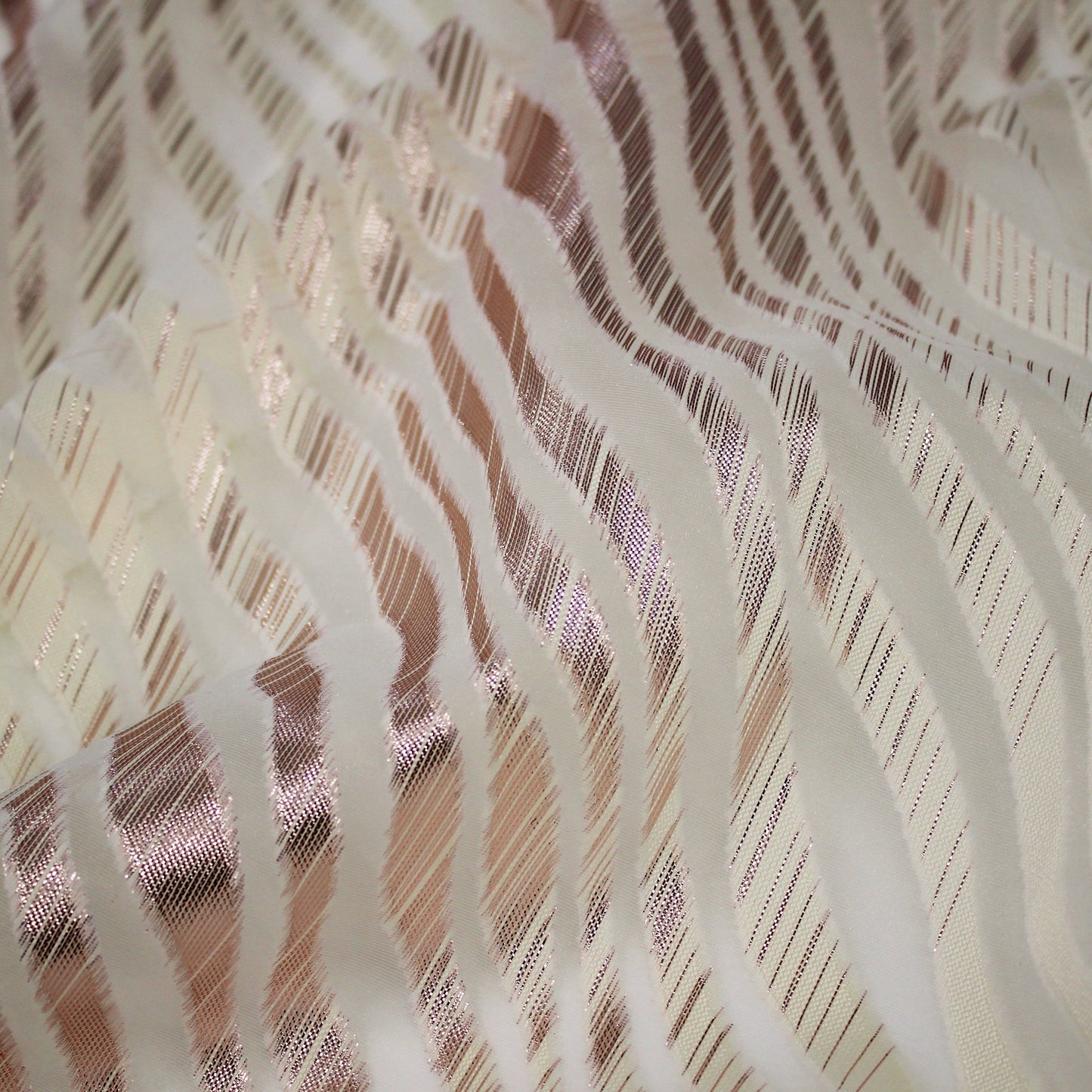 Tessuto Organza Fil Coupe con Motivo Zebrato