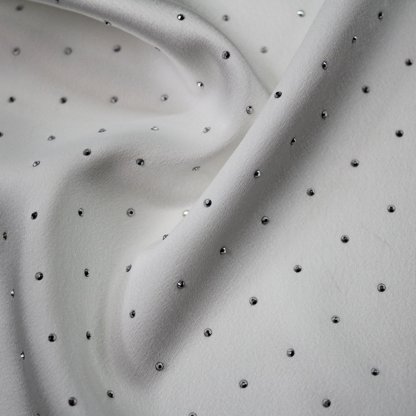 Tessuto Satin con Strass Argento Silver