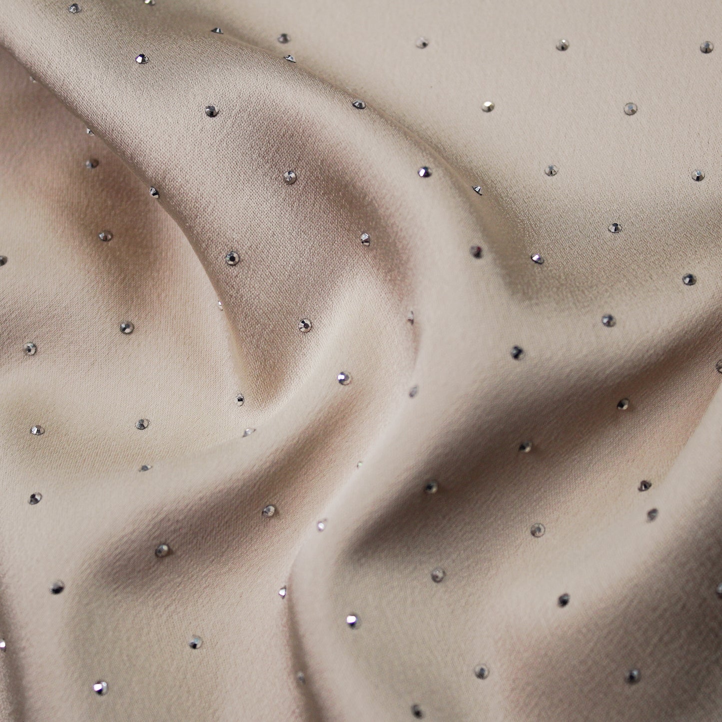 Tessuto Satin con Strass Argento Silver