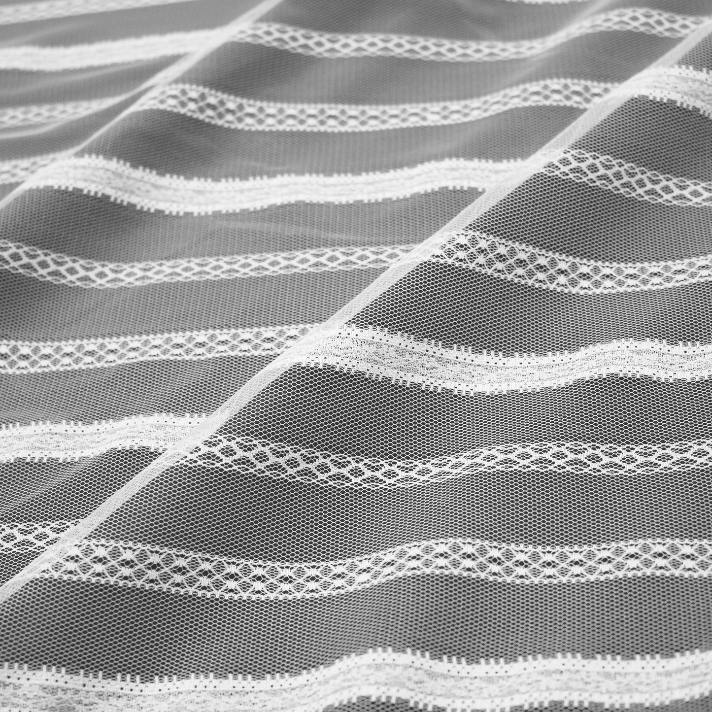 Tulle Ricamato Effetto Nastro