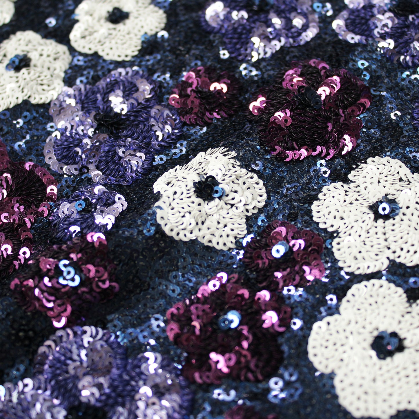 Tulle Ricamato con Paillettes a Campo Pieno e Fiori Multicolor