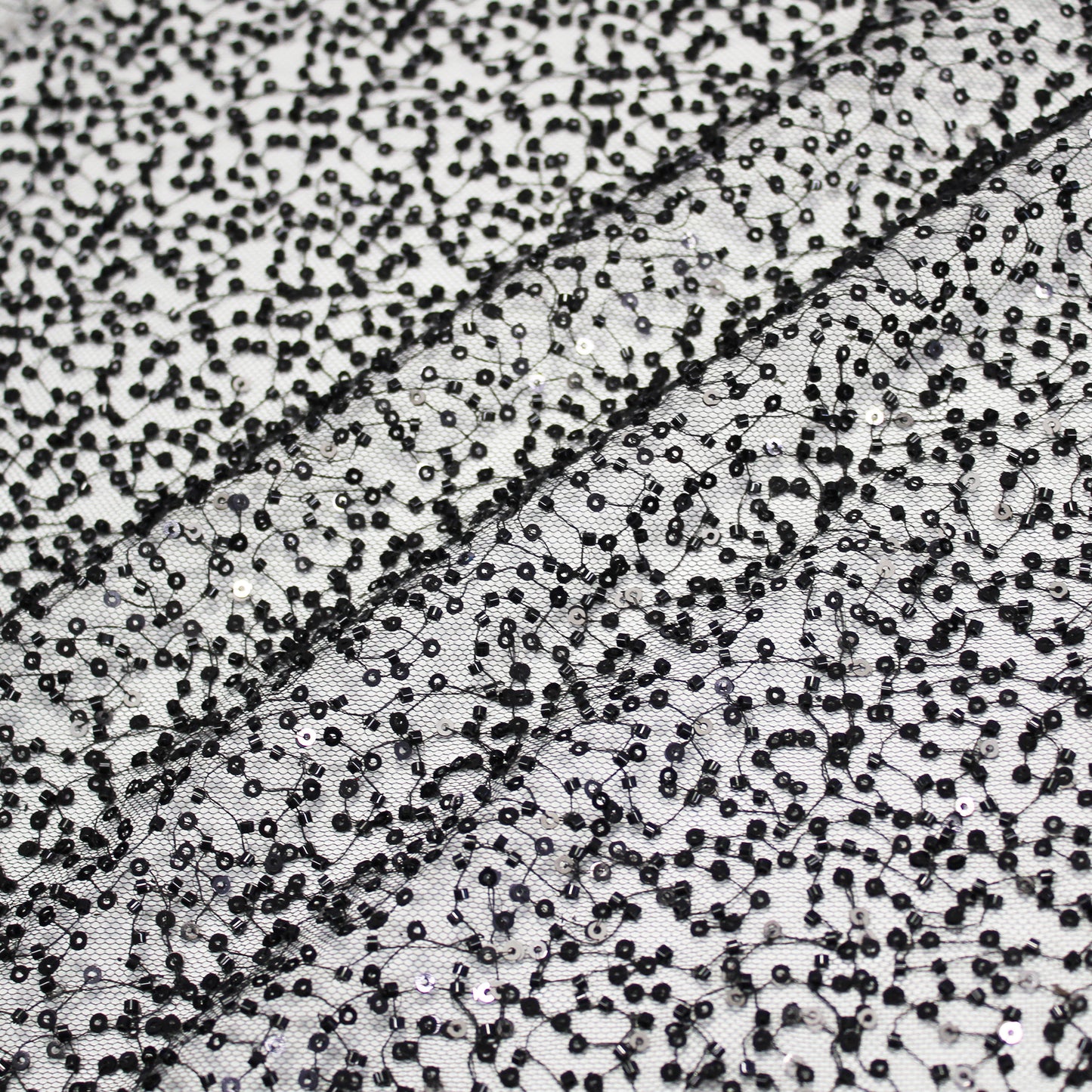 Tulle Ricamato con Paillettes e Perline a Campo Pieno
