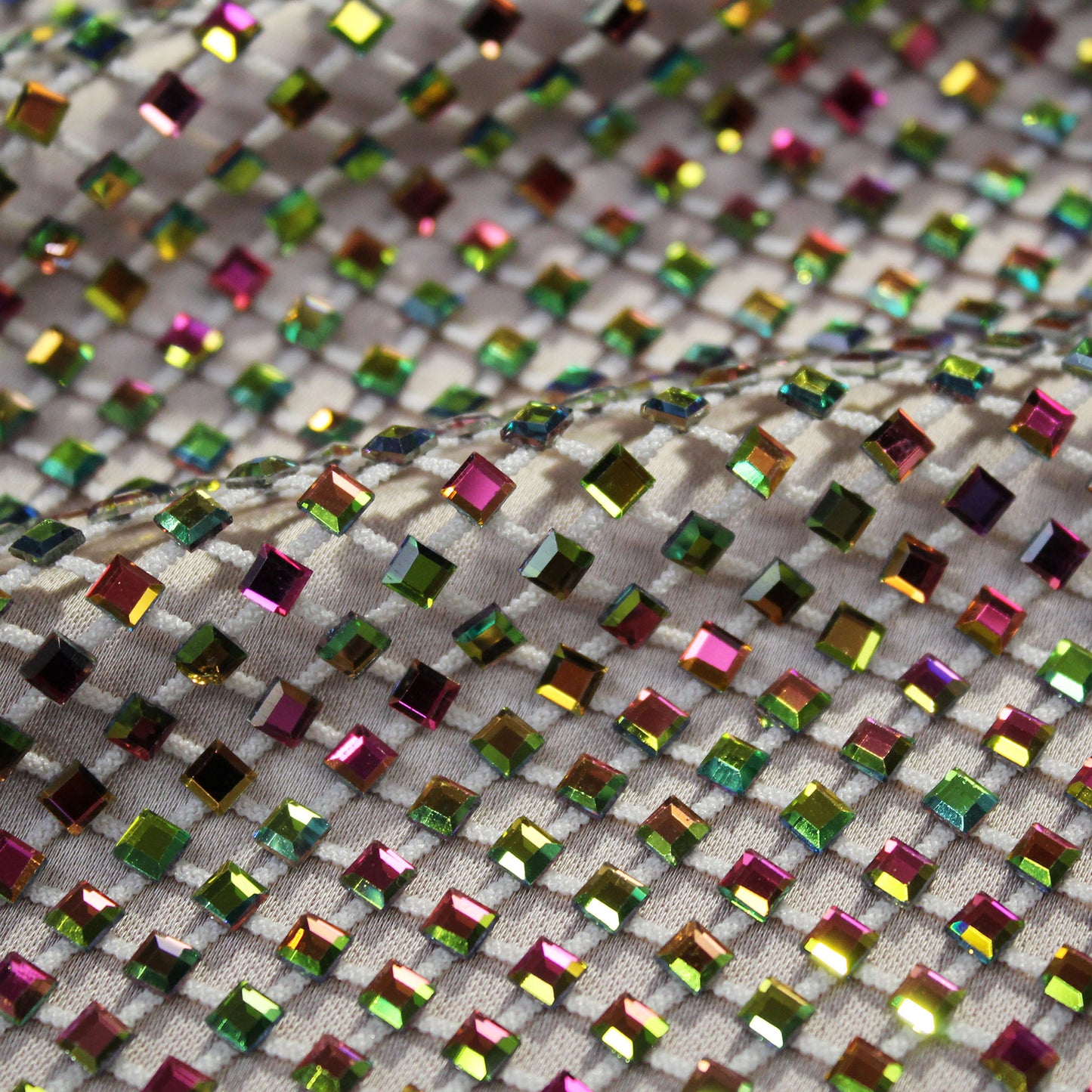 Rete con Strass Quadrati arcobaleno