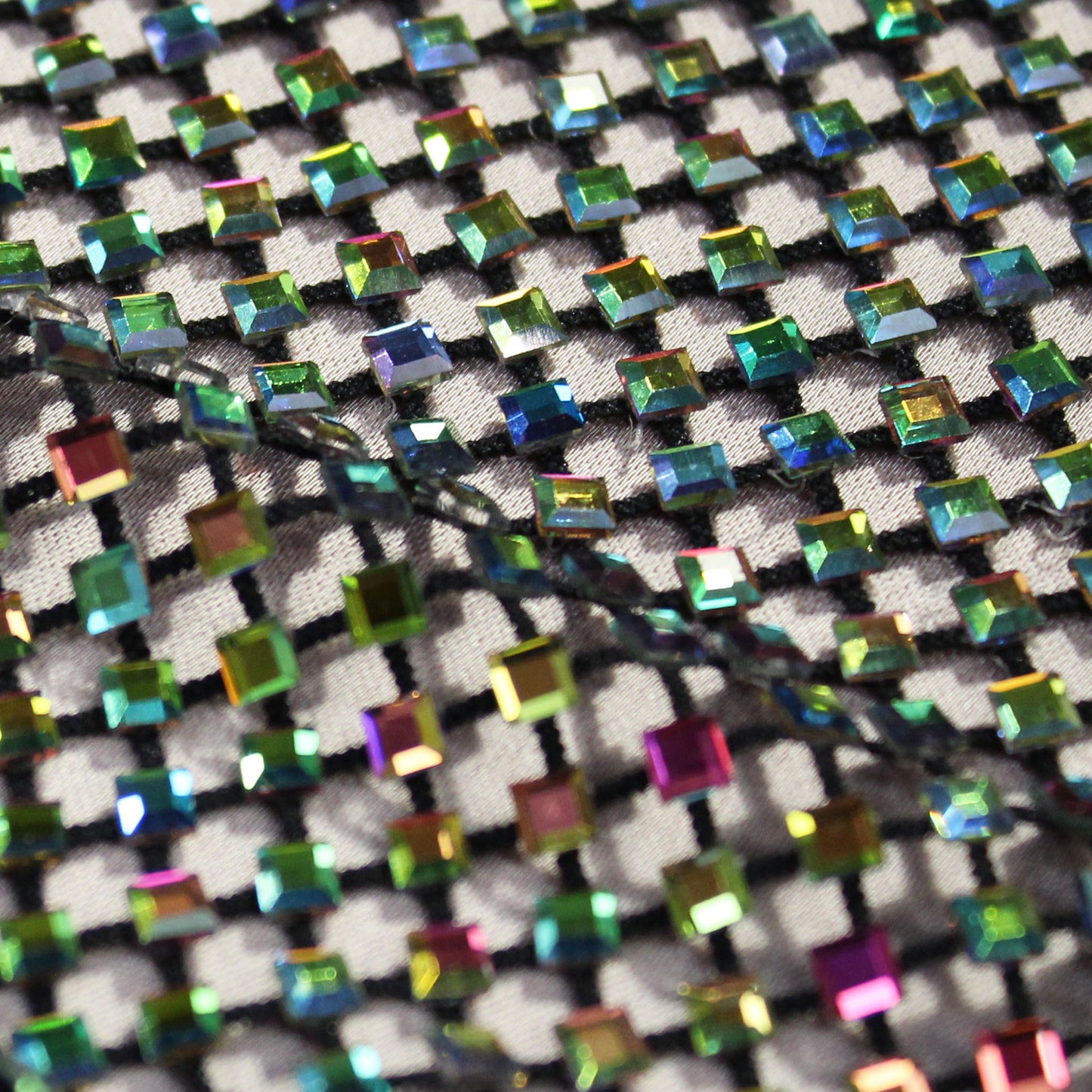 Rete con Strass Quadrati arcobaleno