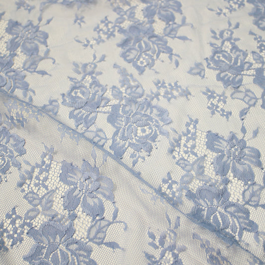Double Border Chantilly Lace with Flowers (Available in 3m Pieces)