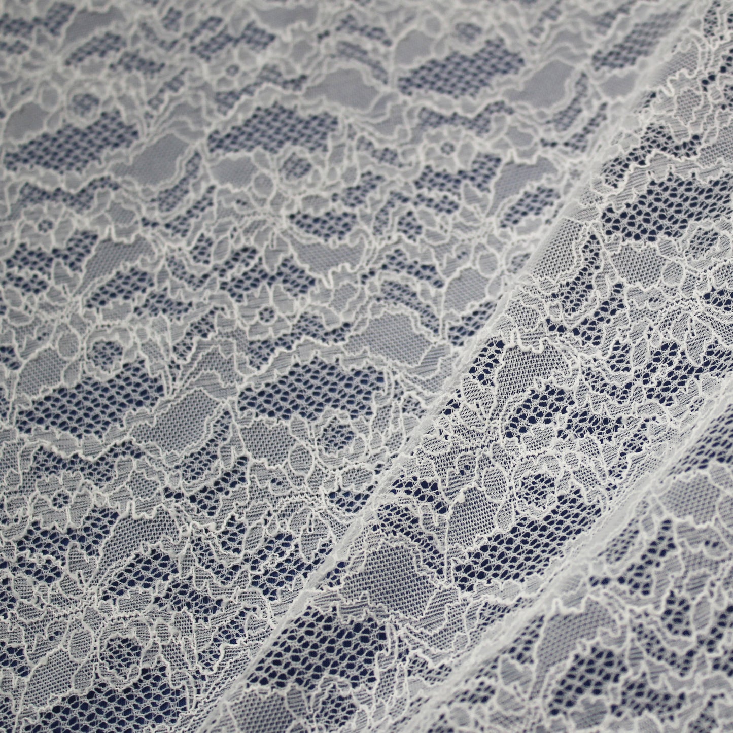 Elasticized Chantilly Lace with Wave Effect and Little Flowers