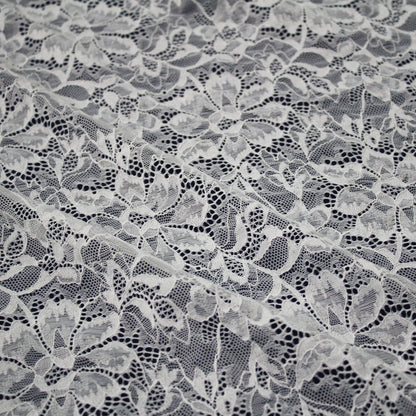 Elasticized Chantilly Lace with Flowers
