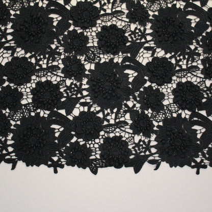 Pizzo Macramé con fiori a rilievo