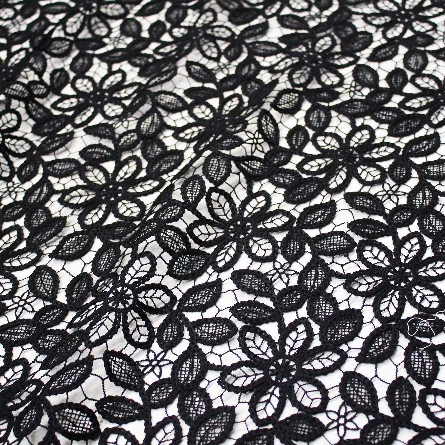 Pizzo Macramè con Fiori