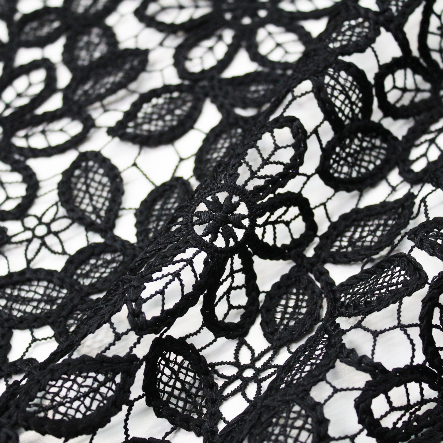 Pizzo Macramè con Fiori