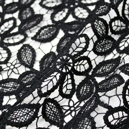 Pizzo Macramè con Fiori
