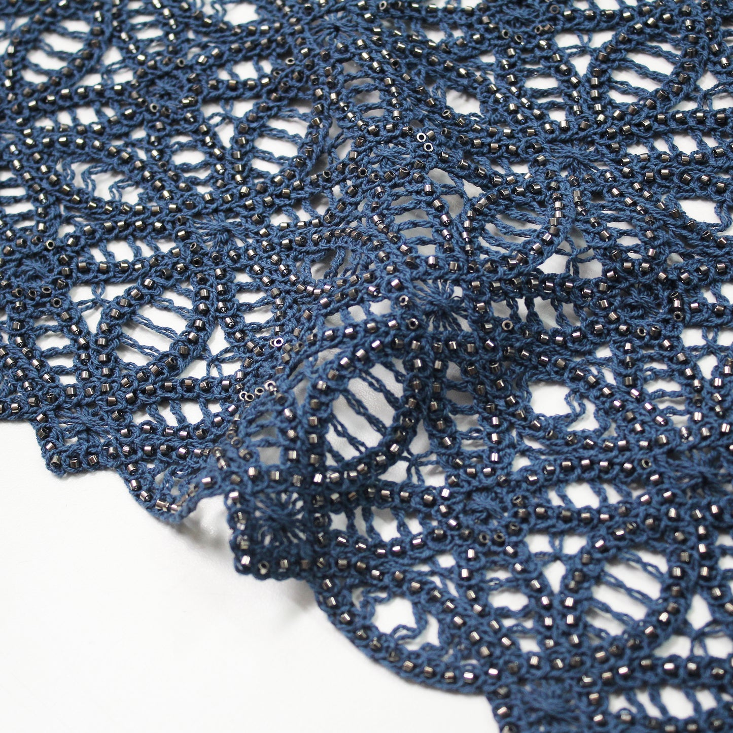 Pizzo Macramè a Motivo Geometrico con Coralli