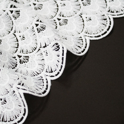 Pizzo Macramè a Ventagli Squame