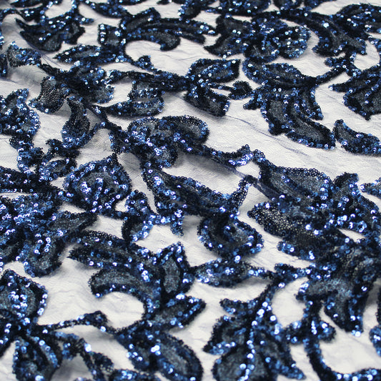 Pizzo Ricamato con Fiori di Pailletes Iridate e Lucide