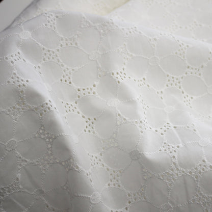 Sangallo Lace with Flowers
