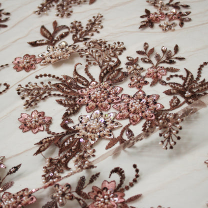Tulle Ricamato a Filo con Fiori a Stella, Paillettes, Coralli e Perline