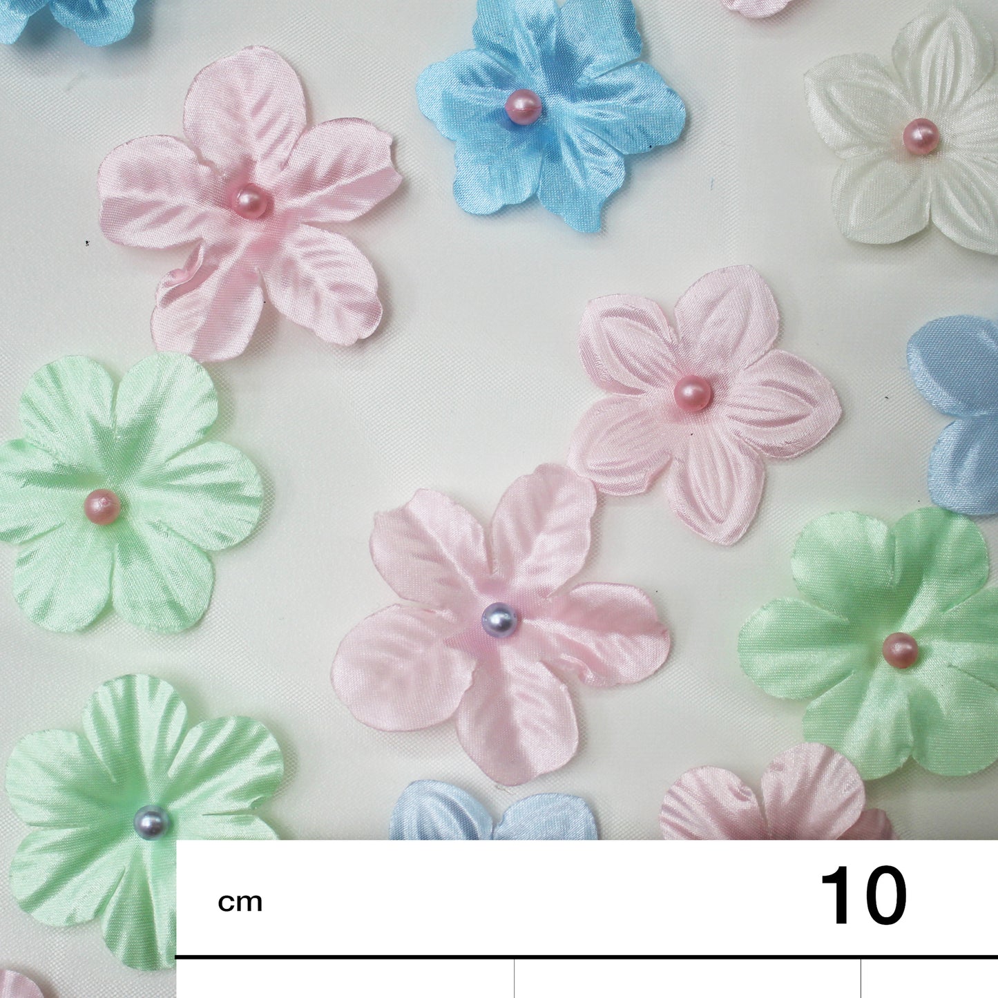 Embroidered Tulle with 3D Degradé Flowers in Multicolor Organza and Beads