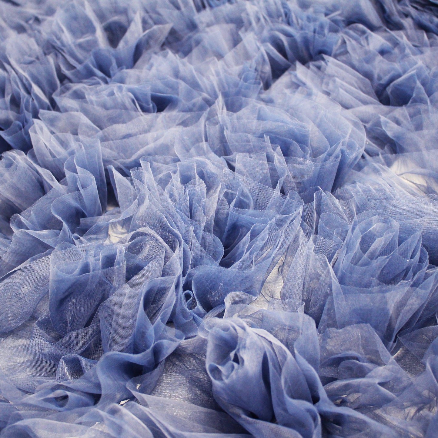 Tulle Ricamato con Fiori Grandi in Tulle 3D