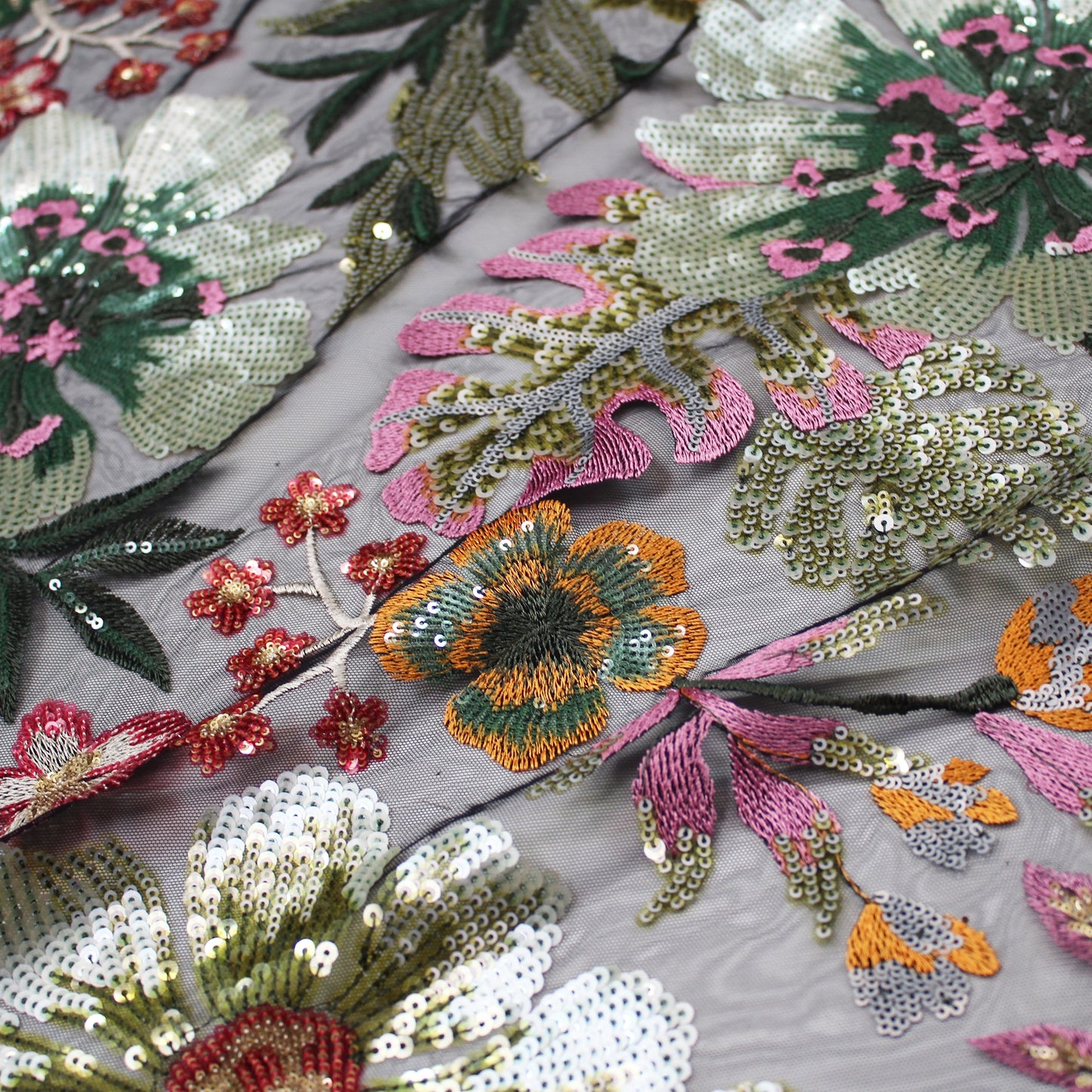 Tulle Ricamato Paillettes con Fiori e Piante Multicolor