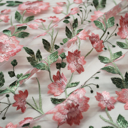 Tulle Ricamato Rosa con Fiori Rosa in Lurex