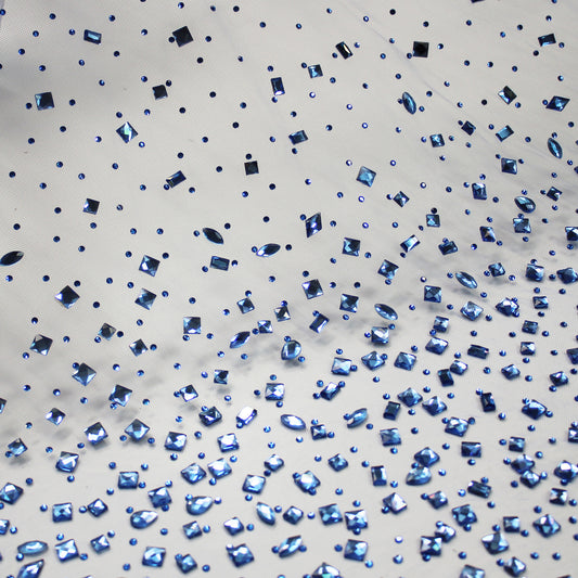 Tulle Ricamato con Strass e Pietre Multiforme Tono su Tono Effetto Degradè